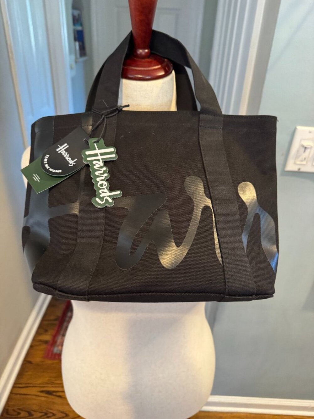 NWT Harrods iconic small tote in black